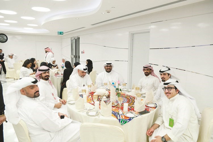 مشاركة بمأدبة الإفطار لموظفي خدمة العملاء﻿