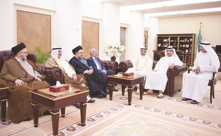 رئيس مجلس الأمة مرزوق الغانم خلال استقباله د.إبراهيم محمد بحر العلوم﻿
