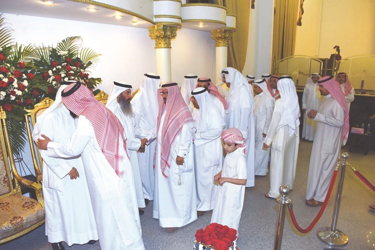 نايف المرداس يستقبل المهنئين بالشهر الفضيل﻿