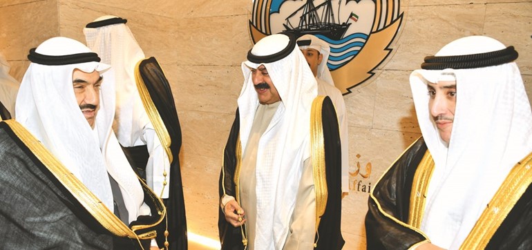 سمو الشيخ ناصر المحمد وخالد الجارالله والشيخ د. أحمد ناصر المحمد﻿