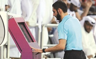 الحكام يستفيدون من تقنية الفيديو في الموسم المقبل ﻿