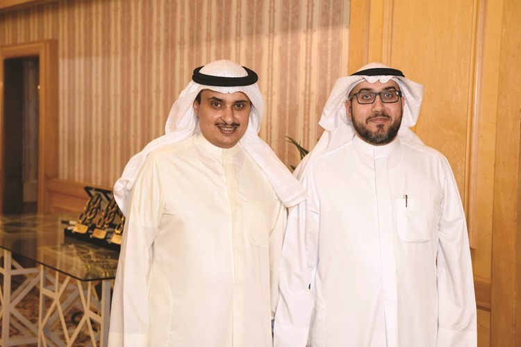 النائب أسامة الشاهين مهنئا م.أحمد المنفوحي﻿