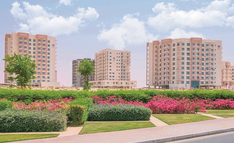 «المزايا» تطلق حملتها الرمضانية وتقدم سيارة هدية لكل مشترٍ من وحداتها السكنية في «كيو لاين»