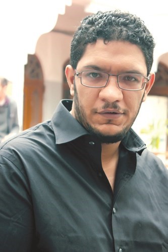 الكاتب حسين المهدي﻿