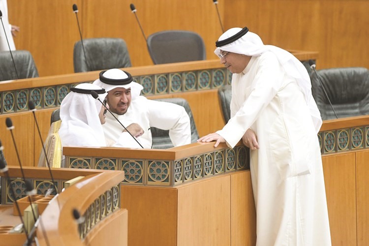 الشيخ ناصر صباح الأحمد والشيخ خالد الجراح ود.فهد العفاسي﻿