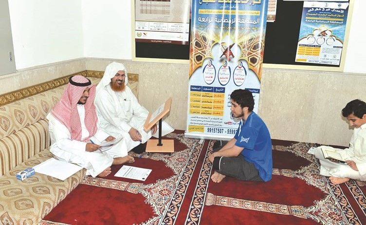 جانب من اختبارات المشاركين في المسابقة ﻿