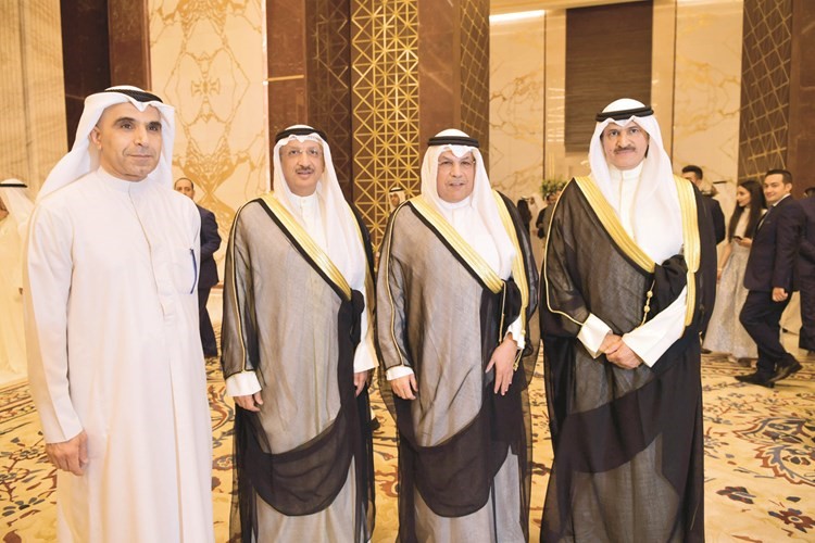 الشيخ خالد الجراح وضاري العجران وجمال الغانم وناصر الصبيح﻿