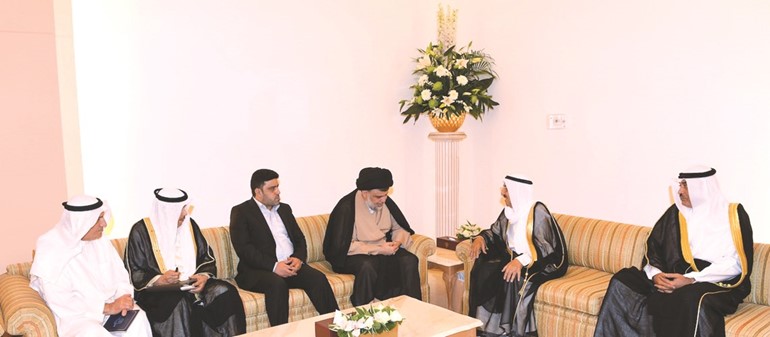 صاحب السمو الامير الشيخ صباح الأحمد خلال استقباله زعيم التيار الصدري سماحة السيد مقتدى الصدر ﻿