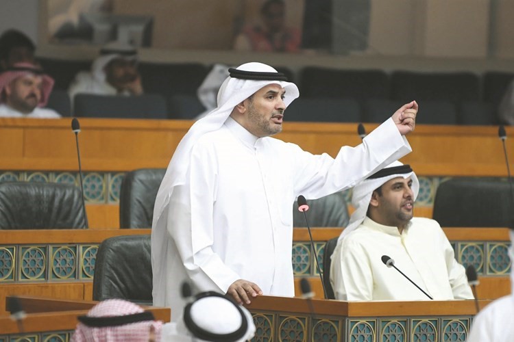 حمدان العازمي﻿