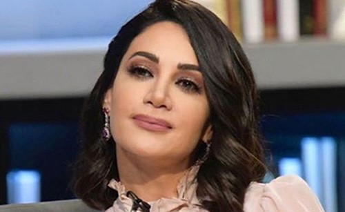 شاهد.. سعر فستان "ديانا حداد"في إطلالتها مع الأخيرة يصدم متابعيها