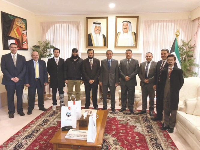 السفير البدر ود.وليد الشعيب وعدد من كبار الحضور﻿