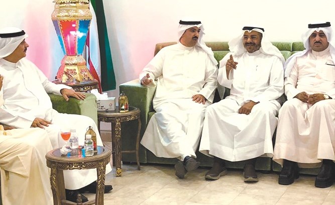 د. ناصر الصانع مهنئا﻿