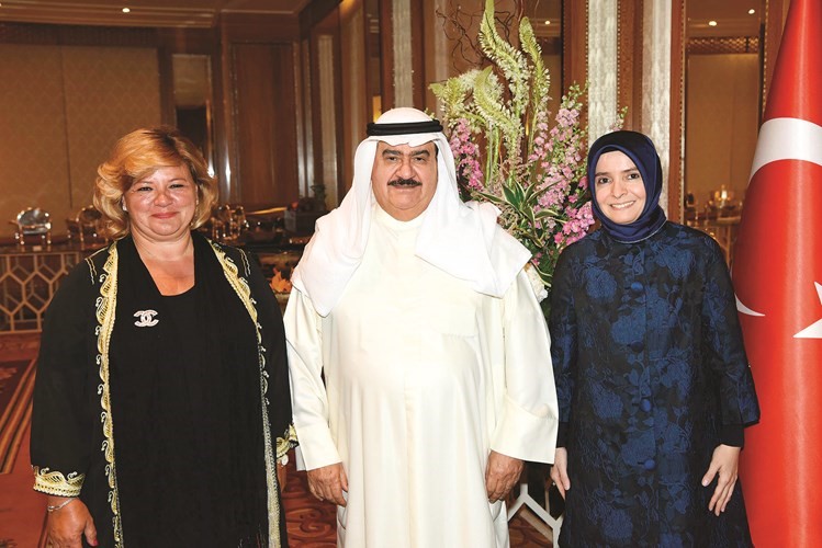 الفريق م.ثابت المهنا مباركا ﻿