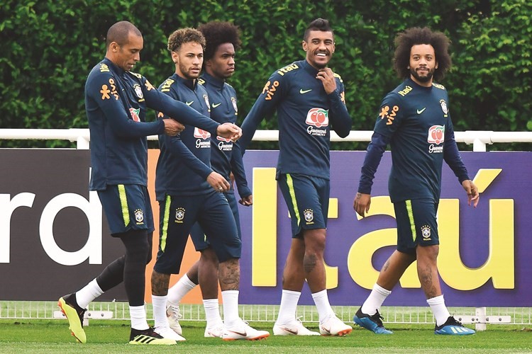 البرازيل في اختبار كرواتيا و«الماتادور» يستضيف سويسرا
