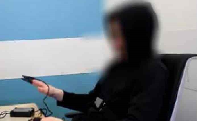 رجل يدعي أنه سافر من عام 6491 وتعطلت به آلة الزمن في 2018.. وجهاز كشف الكذب يظهر نتيجة صادمة .. وهذا ما قاله عن زمانه