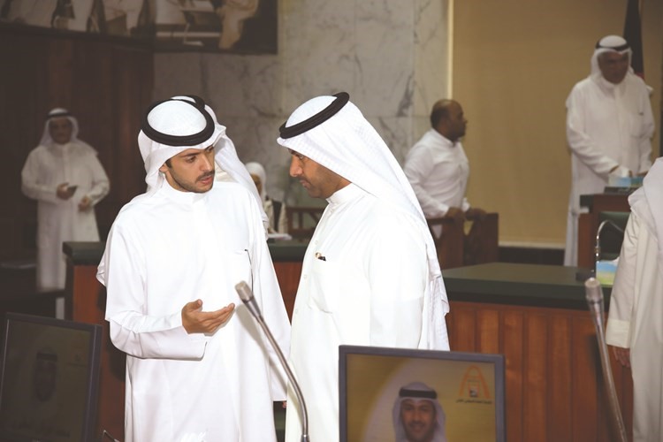 حديث بين محمد المطيري وحمد المدلج﻿