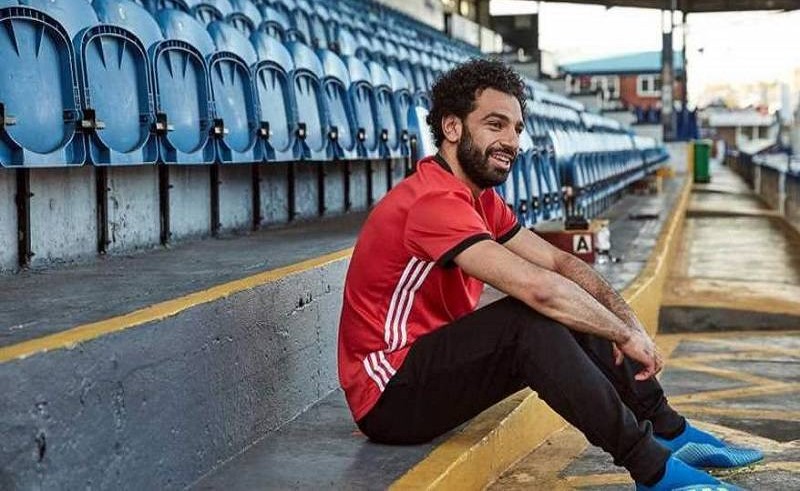 صفحة "ليفربول" تكشف مفاجأة جديدة عن إصابة محمد صلاح