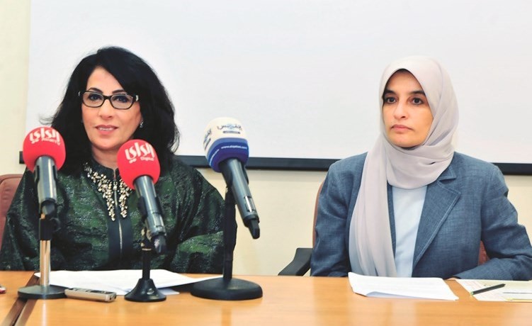 د.ريم الجارالله وهند السالم خلال اللقاء﻿