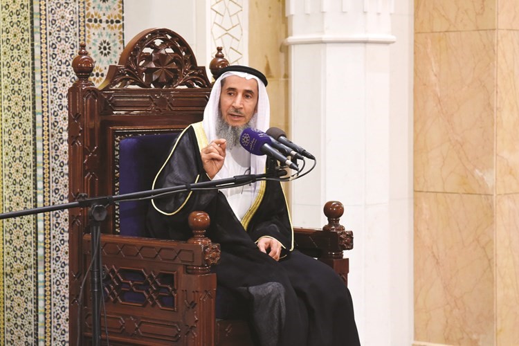 د.ناظم المسباح يلقي خاطرة ايمانية ﻿