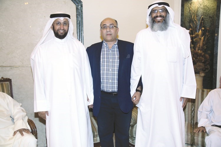 د. عبدالله الشايجي مهنئا﻿