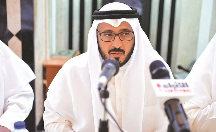 د.منيف الهاجري مشيدا بالقائمين على مسابقة المرحوم أحمد يوسف عبدالرحمن﻿