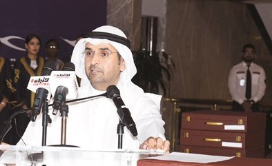 د.نايف الحجرف متحدثا خلال الغبقة﻿