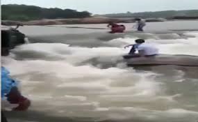 بالفيديو.. لحظة غرق رجل في النهر أثناء نزهة مع عائلته وأصدقائه
