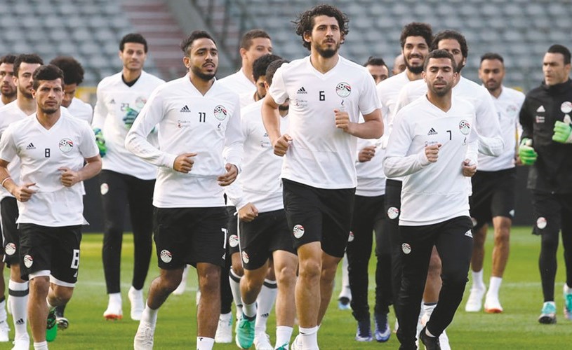 الجماهير المصرية تودع الفراعنة اليوم