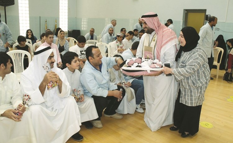 توزيع القرقيعان﻿