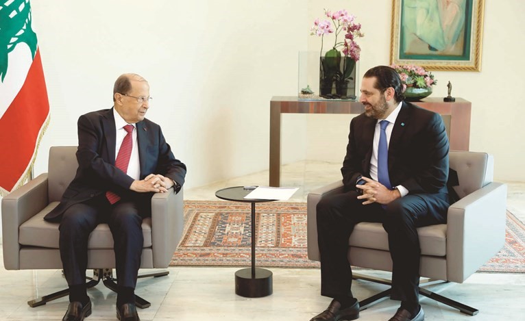 الرئيس العماد ميشال عون مستقبلا رئيس الحكومة المكلف سعد الحريري في بعبدا 	(محمود الطويل)﻿