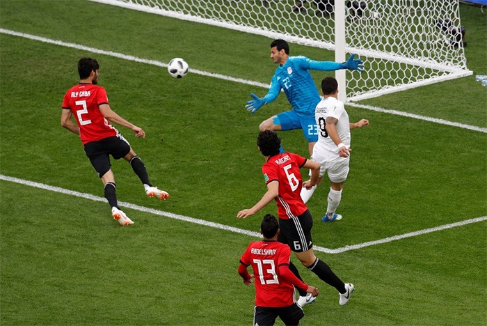 نهاية مباراة مصر وأورغواي بفوز الأخير بهدف دون رد