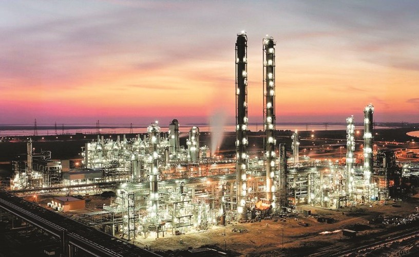 قطاع النفط ينفذ مشاريع بتروكيماويات بـ 7 مليارات دولار