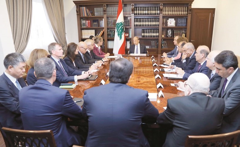 الرئيس ميشال عون مسقبلا سفراء مجموعة الدعم الدولية للبنان	(محمود الطويل)﻿