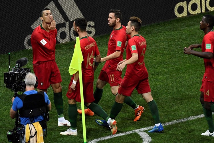 نهاية مباراة البرتغال واسبانيا بالتعادل 3 - 3