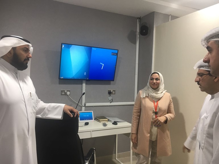وزير الصحة تفقّد مستشفيي «مبارك» و«الأميري»