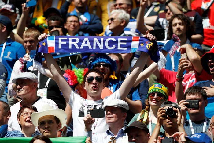 فرنسا تتخطى أستراليا وتتغلب عليها بهدفين لهدف