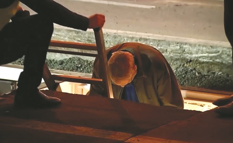 الفنان السبعيني بدا هادئا لدى بداية التجربة﻿