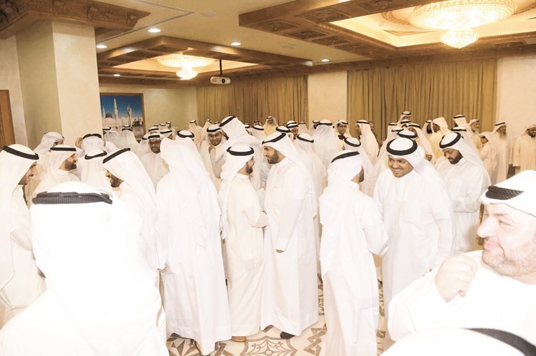جانب من المهنئين بعيد الفطر في جمعية الإصلاح ﻿