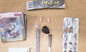 من حصاد حملات الأمن العام مواد مخدرة وحبوب﻿