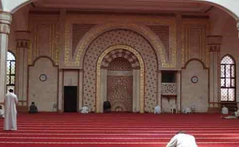 خرج من معتكفه ليلة العيد إلى قبره.. نهاية مؤثرة لمسن بمكة المكرمة