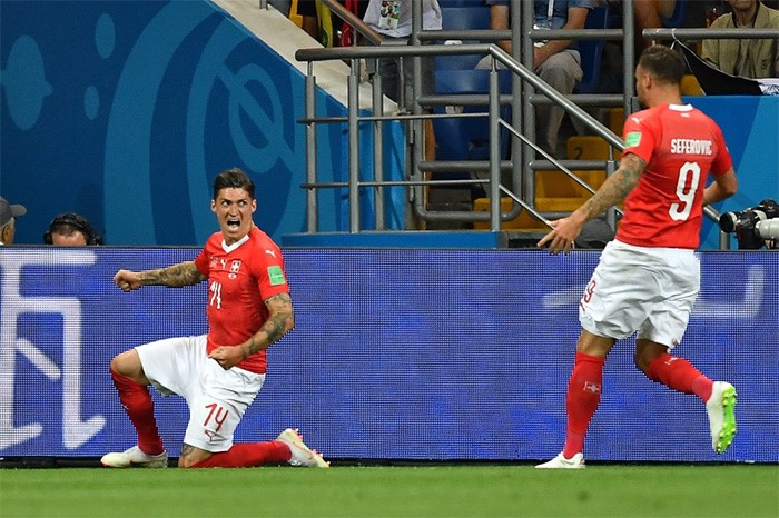 التعادل الإيجابي "سيد الموقف" في مباراة هجومية مثيرة بين البرازيل وسويسرا