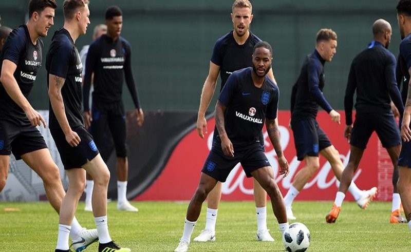 لماذا سيرتدي لاعبو المنتخب الإنجليزي سراويل حرارية ببطاريات أمام تونس اليوم ؟