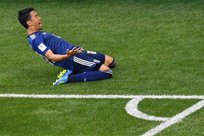 منتخب "الساموراي" يبدأ طريقه إلى دور الـ 16 متفوقاً على كولومبيا بهدفين