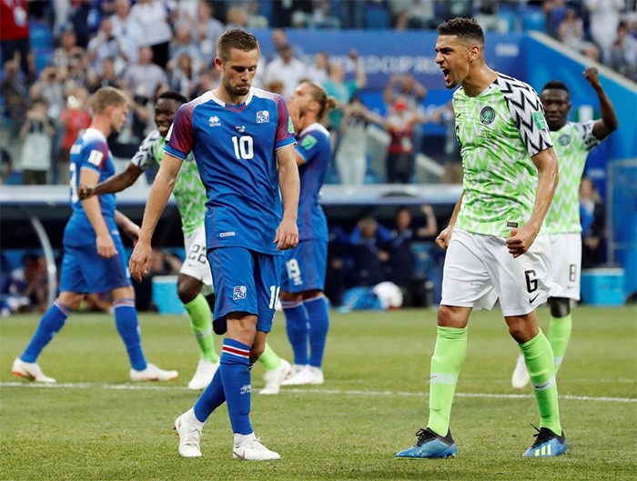 نيجيريا تفوز على أيسلندا بهدفين نظيفين.. وتُحيي آمال الأرجنتين
