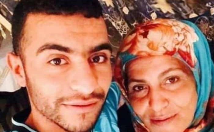 تغريدة شاب تونسي تنال إعجاب نشطاء "تويتر"والسفارة السعودية تمنحه تأشيرة حج له ولوالدته