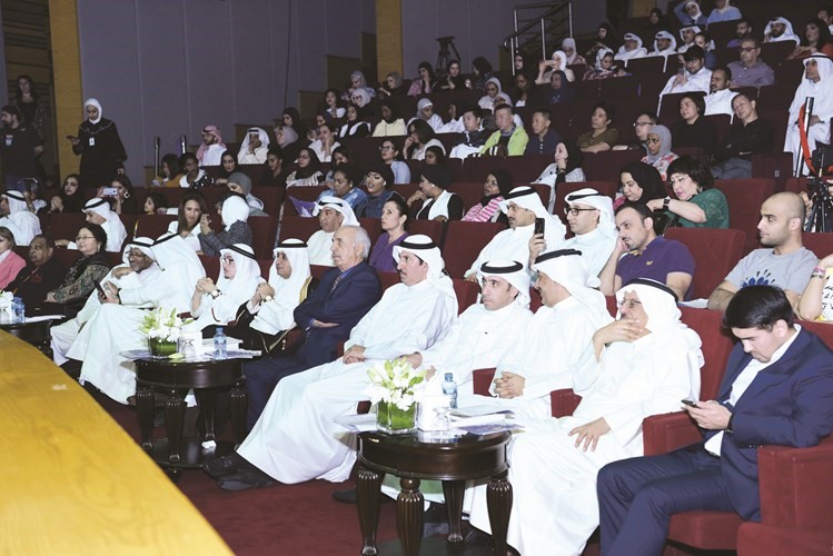 حضور كبير في افتتاح انشطة الدورة 21 لمهرجان الموسيقى الدولي في مقدمتهم د.بدر الدويش والإعلامي الكبير محمد السنعوسي﻿