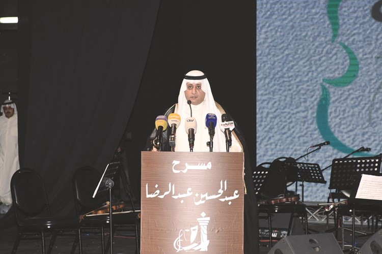د.بدر الدويش أثناء إلقاء كلمته﻿