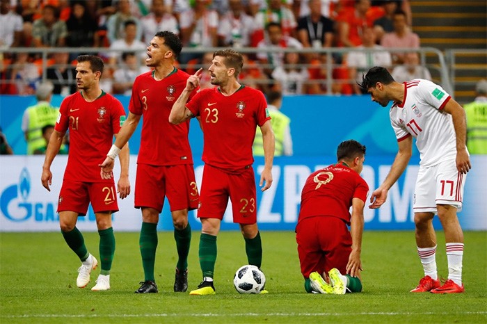 البرتغال يتأهل لدور الـ 16 بعد تعادله الإيجابي مع إيران
