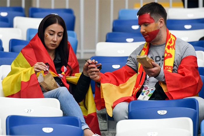 إسبانيا تتأهل لدور الـ 16 رغم تعادلها مع المنتخب المغربي