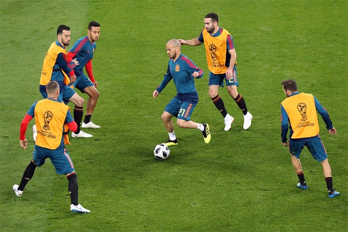 إسبانيا تتأهل لدور الـ 16 رغم تعادلها مع المنتخب المغربي